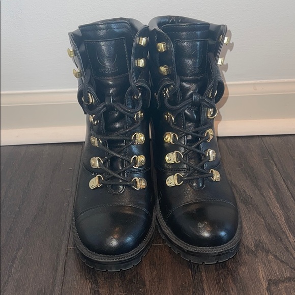 G by Guess combat boot heels - Picture 2 of 8